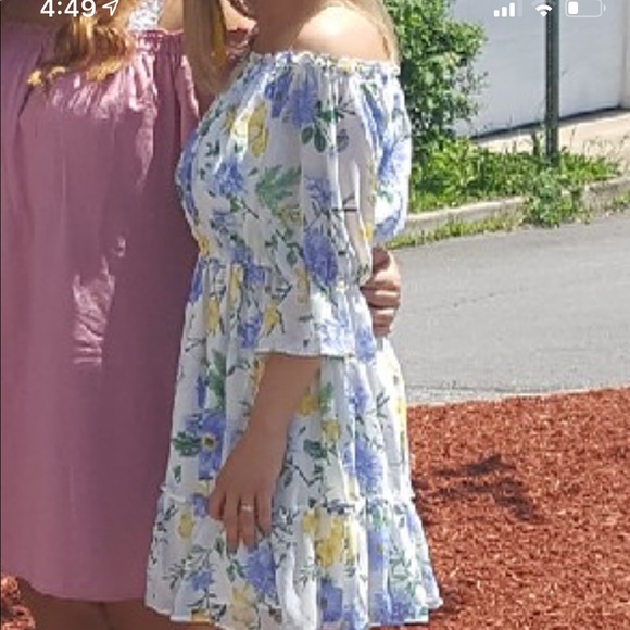 Floral off shoulder dress - Picture 3 of 3